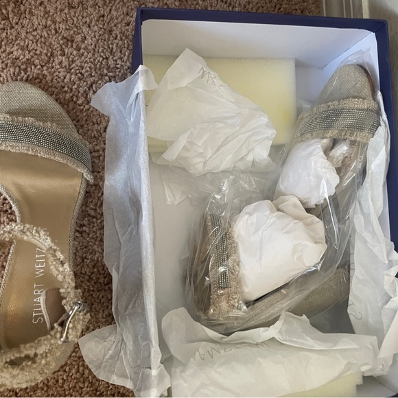 NWOT Stuart Weitzman Chaingang Canvas Frayed Sandals - Picture 4 of 5